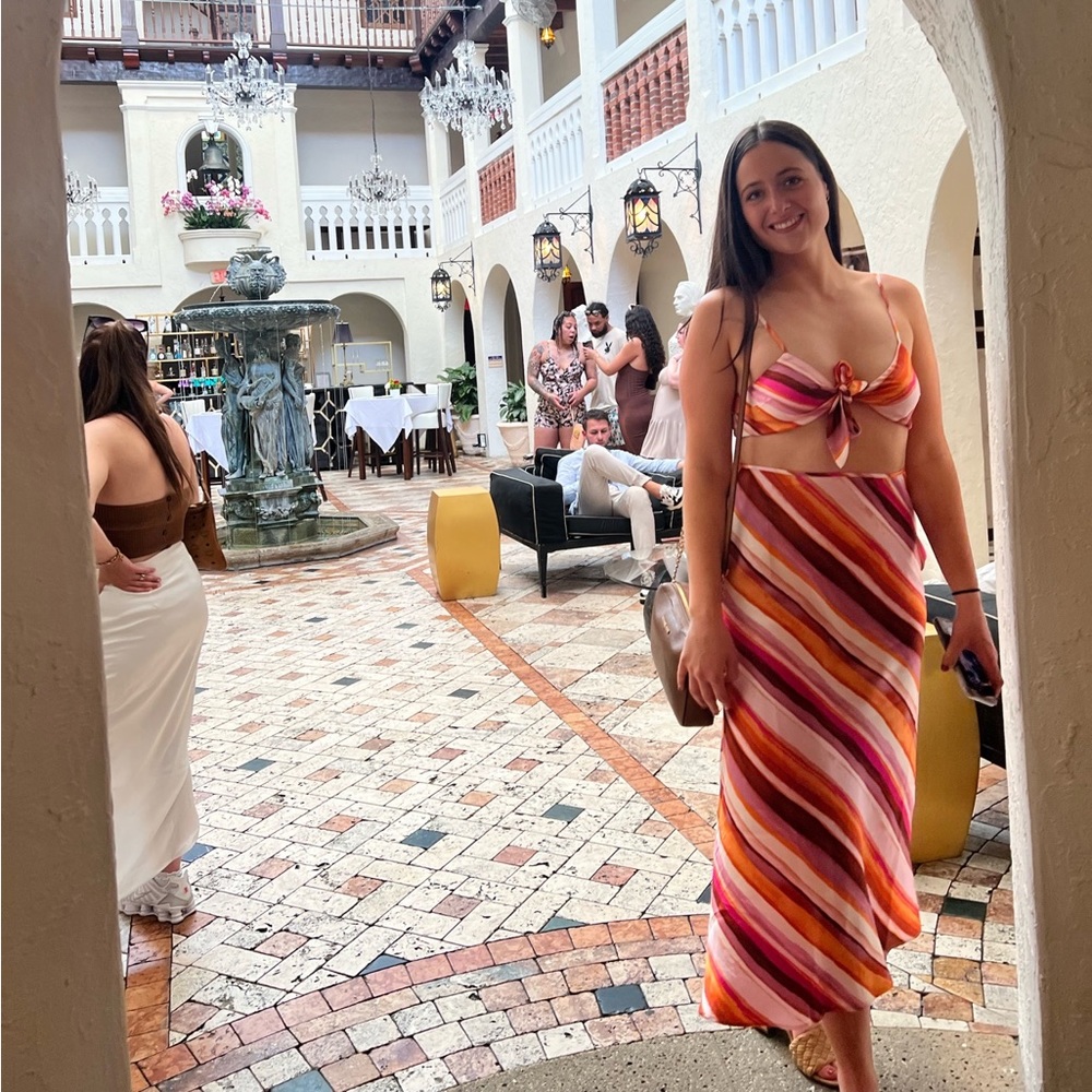 Pink and orange matching set, both in size medium, from forever 21